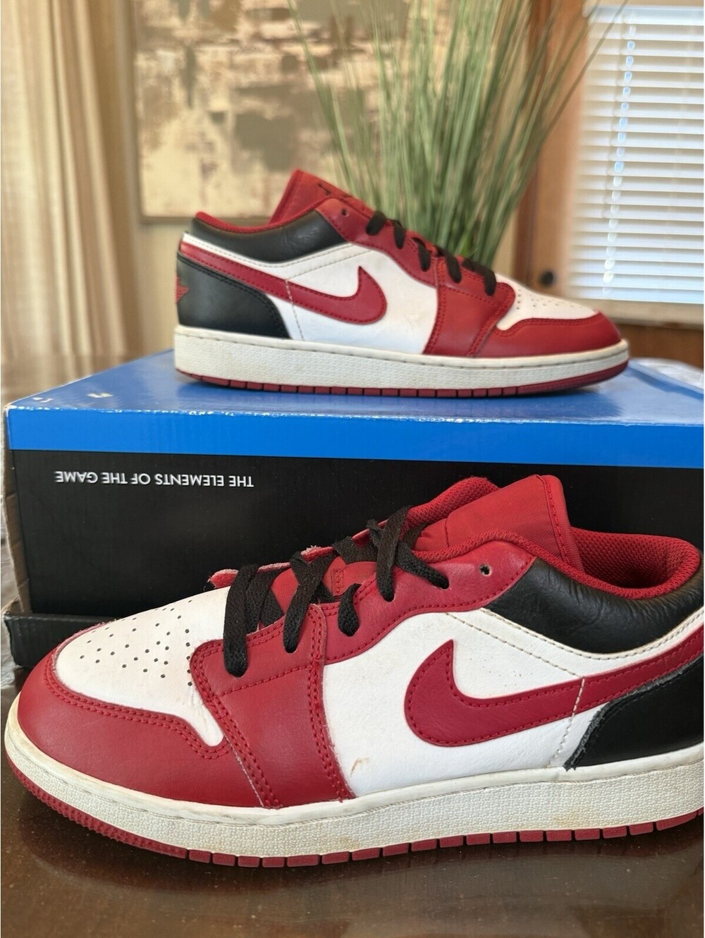 Jordan Air Jordan 1 Low (GS) Unisex Kids 7Y Leather Sneaker Red/White/Black
